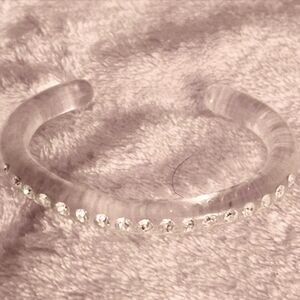 Vintage Lucite Arcrylic Bangle